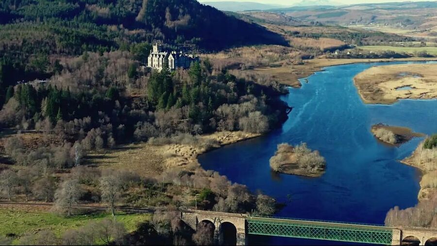 North Highland Tour: Dunrobin Castle, Dornoch, & Much More - Glenmorangie Distillery finishes the route
