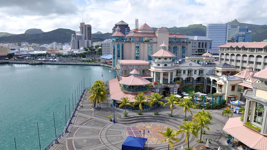 North Tour: Port Louis, Caudan, Citadelle, Botanical Garden - Citadel Fort: history above the capital