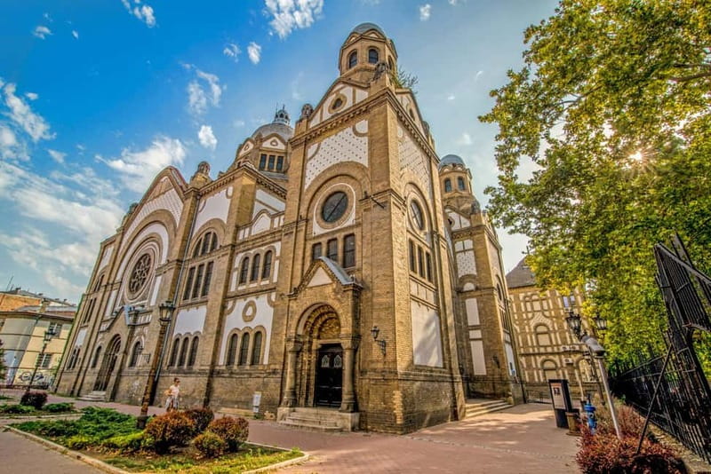 Novi Sad: Walking Tour city center and Petrovaradin Fortress - Key points to know before booking