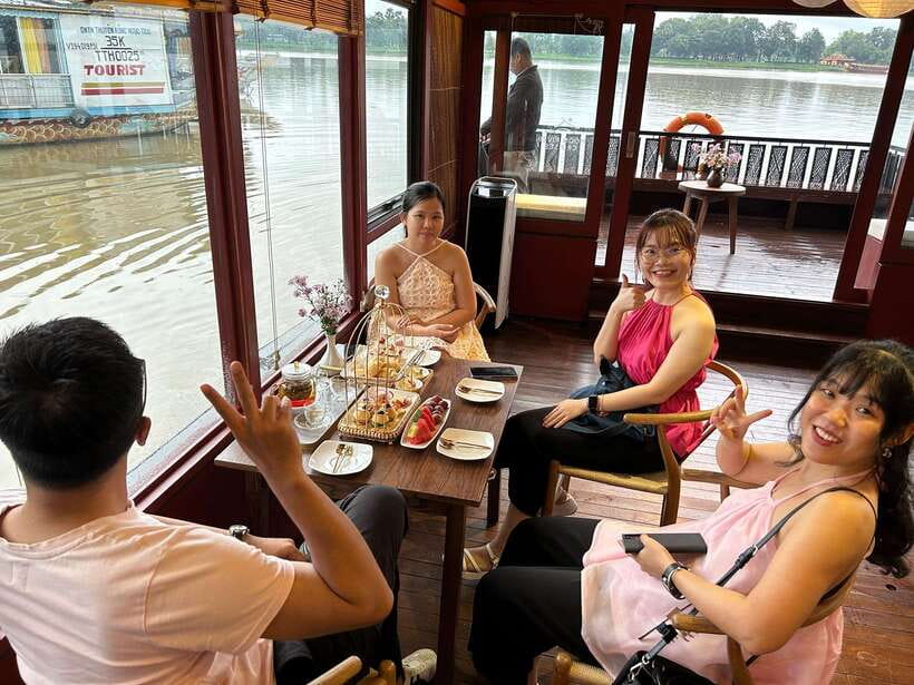 Official Hue: Dragon Boat, Imperial Citadel, & Market tour - Dong Ba Market and Hue’s everyday side