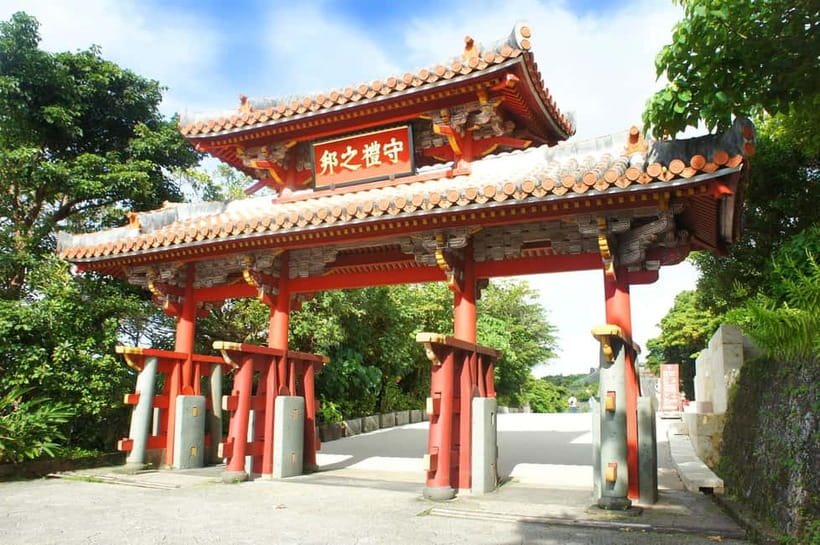 Okinawa: Double-Decker Open Top Bus Tour for Shuri Castle - Riding Okinawa’s red double-decker bus