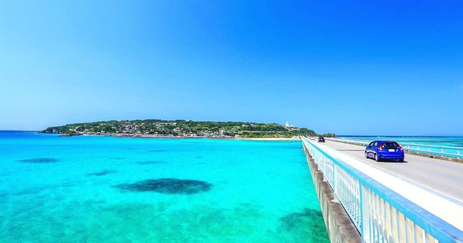 Okinawa Full Tour: Castle, Manza, Kouri, Aquarium & American - Key points at a glance