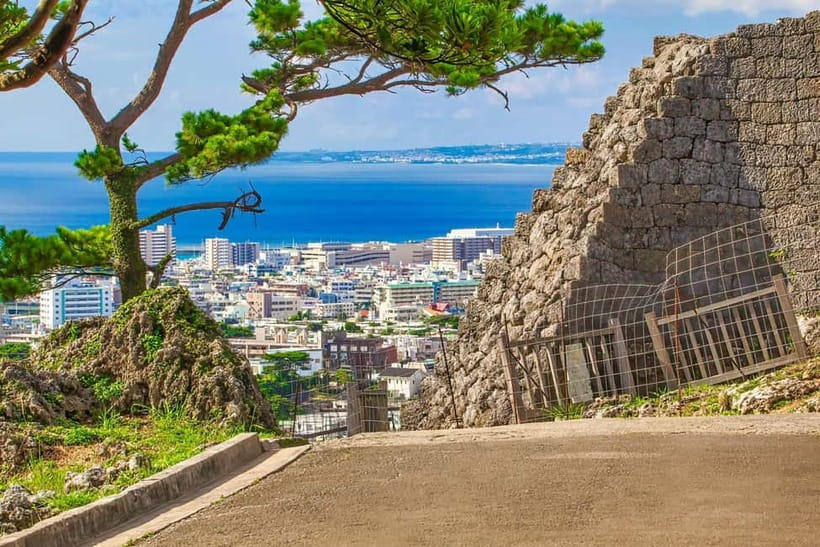 Okinawa: Urasoe Castle, Royal Tomb & War History Walk - Start on the Futenma pilgrimage path