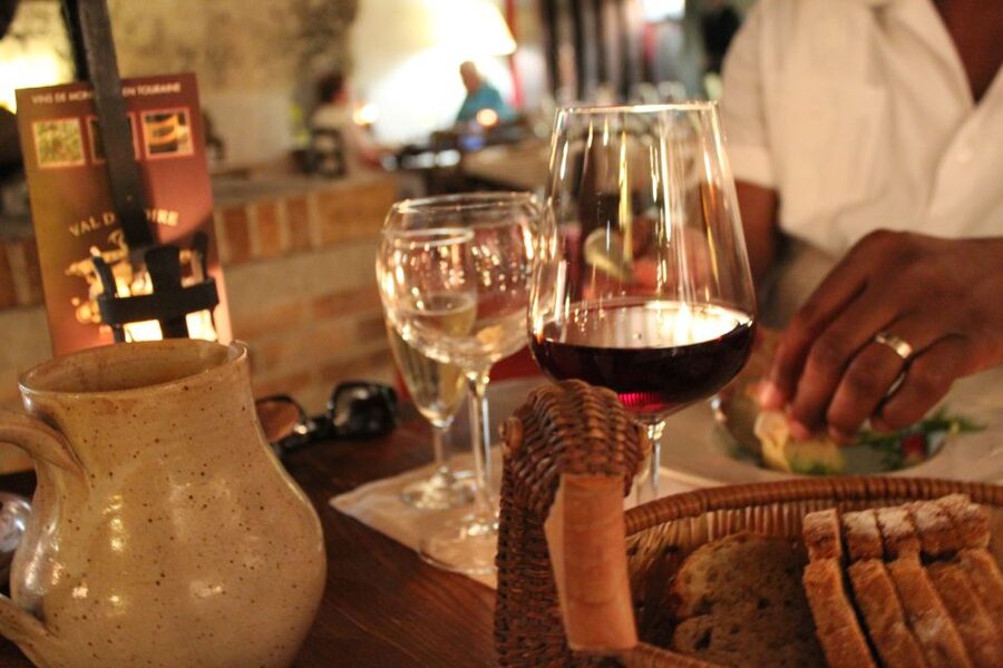 Paris: Loire Valley Castles Tour with Wine Tasting - The Loire winery and its underground caves