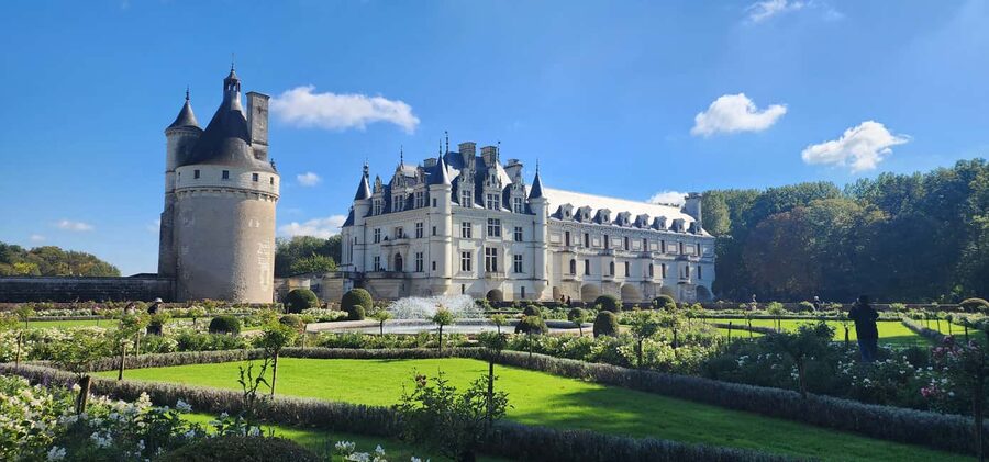 Paris to Loire Valley Castles Chambord & Chenonceau -DayTrip - Key points at a glance