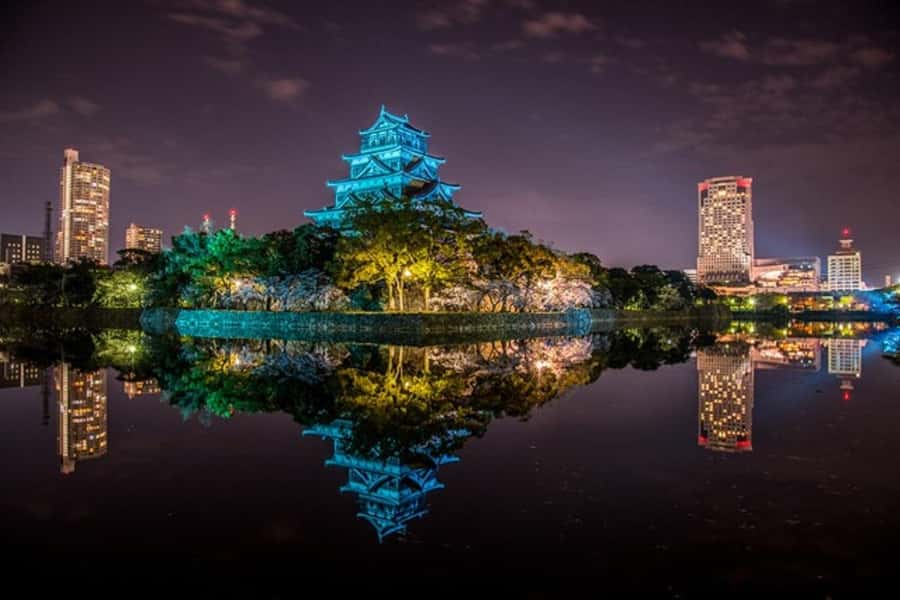 Peace Memorial Park, Hiroshima Castle, & Garden Private Tour - Hiroshima Castle and its feudal chapter