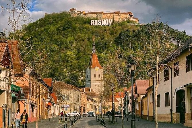 Peles Castle, Bran Castle, Rasnov Fortress and Sinaia Monastery Tour from Brasov - Bran Castle, Dracula stories, and the busiest queue
