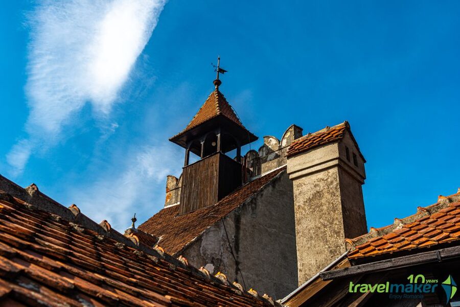 Peles, Dracula's Castles & Brasov: Private Day Trip & Pickup - Key points to know before booking
