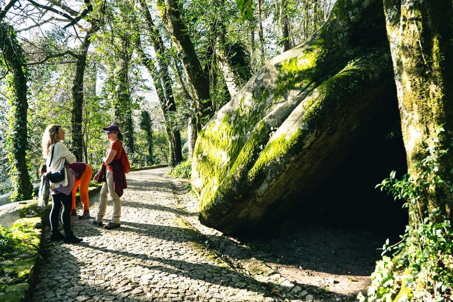 Pena Palace, Moorish Castle,Quinta ad Regaleira:Walking tour - Walking from the castle to Pena Palace