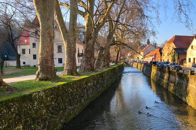 Picturesque Samobor & Samobor Castle Half-day Tour - Reaching the castle ruins above Samobor