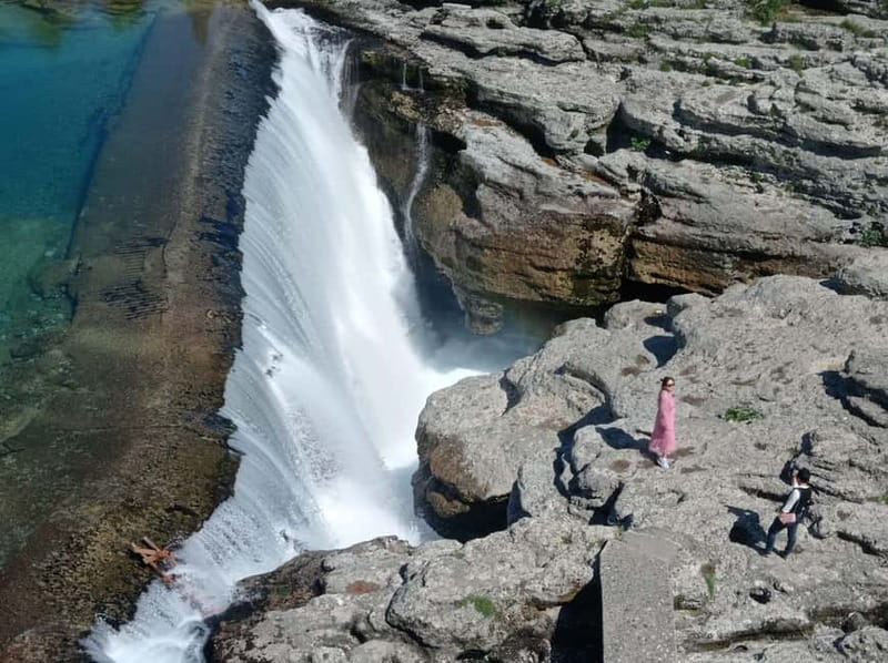 Podgorica: Albania visit, Skadar Lake and Rozafa Castle Tour - Shkoder: a short walk through one of Albania’s oldest cities