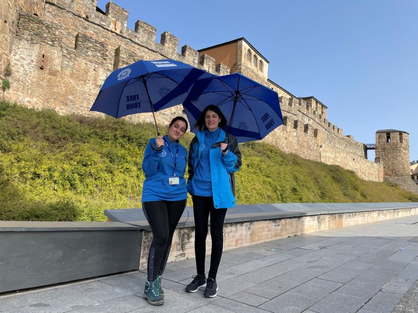 Ponferrada: City & Castle of the Templars Tour - The clock, prison, and old wall