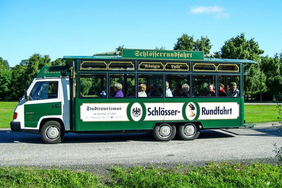 Potsdam: City and Castles Tour - A moving introduction to Potsdam and the Dutch Quarter