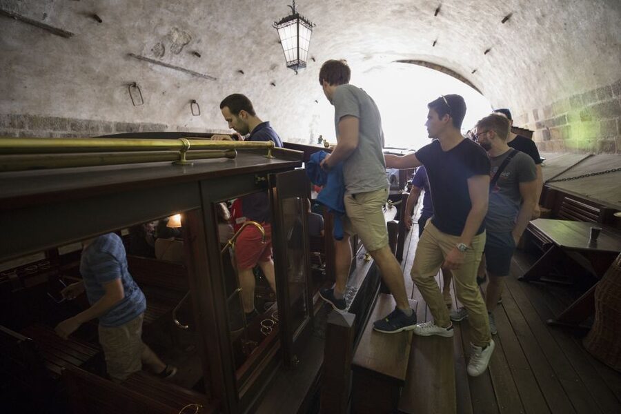 Prague: 3–Hour Castle Grounds Walking Tour and River Cruise - Who will enjoy this route most
