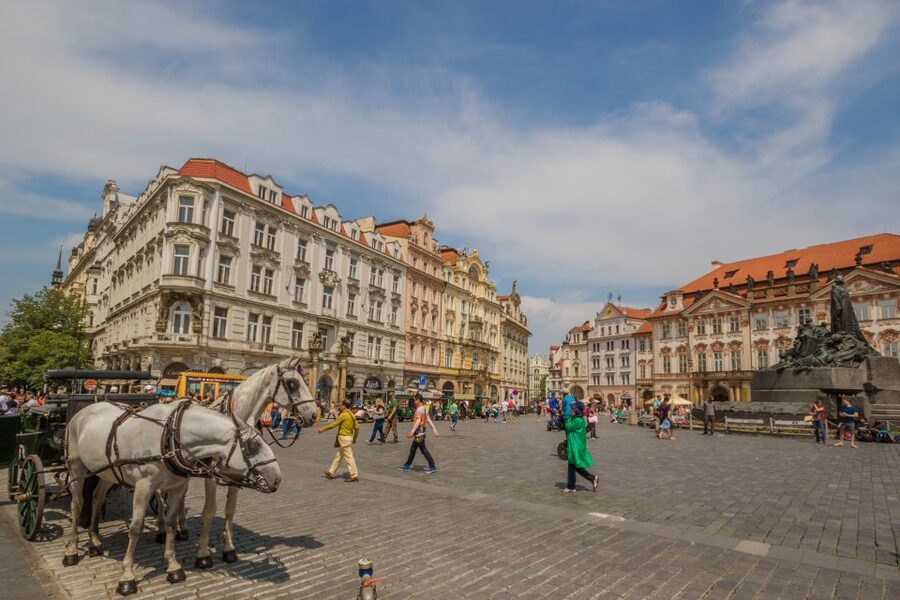 Prague: Big Bus Hop-on Hop-off, Castle Tour and River Cruise - Charles Bridge, Kampa Park, and Lesser Town