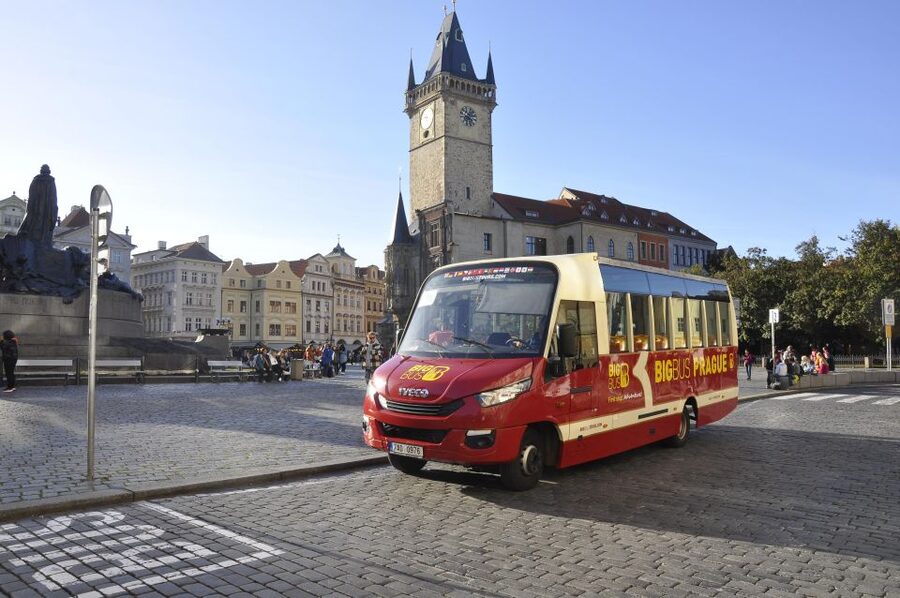 Prague: Big Bus Hop-on Hop-off, Castle Tour and River Cruise - Audio guides, staff, and comfort