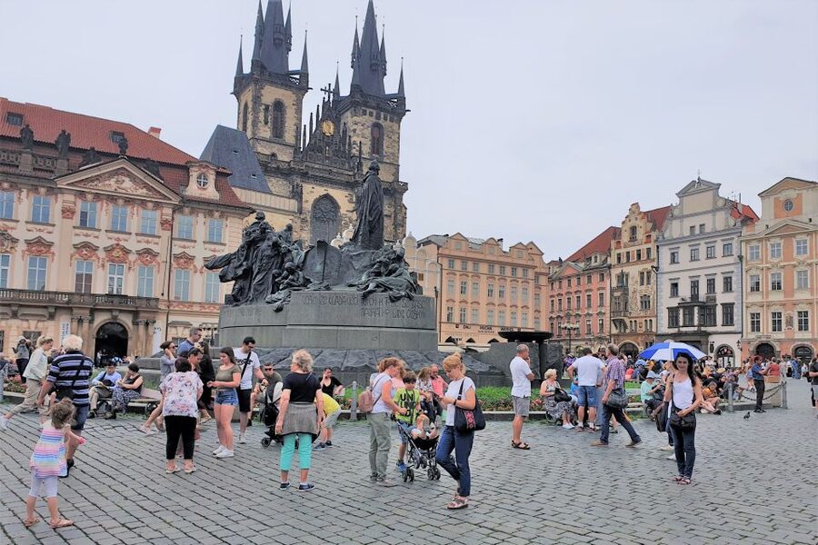 Prague Castle: Admission Ticket With Transfer And Audioguide - The two-day validity and how to use it