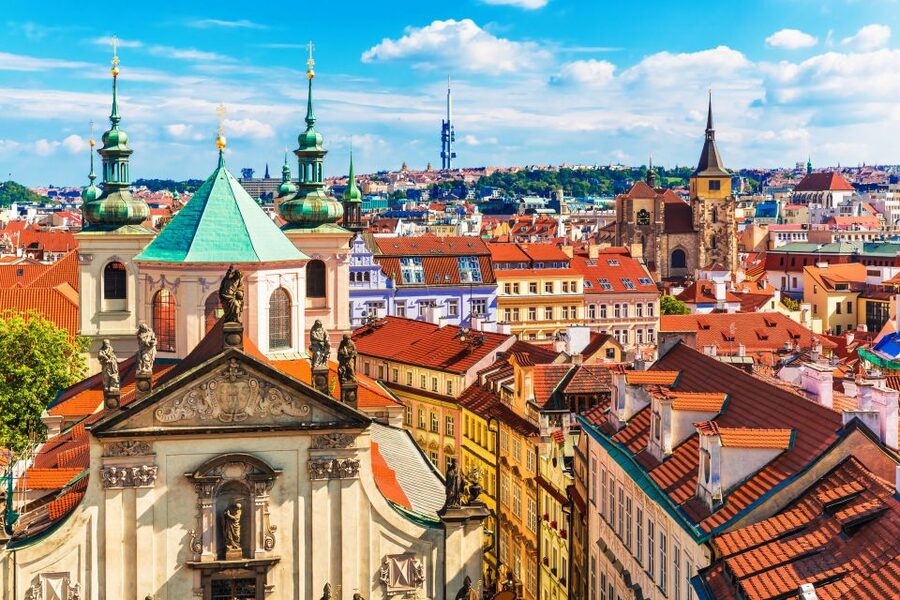 Prague: Castle and Jewish Quarter Tour - Charles Bridge and the first city views