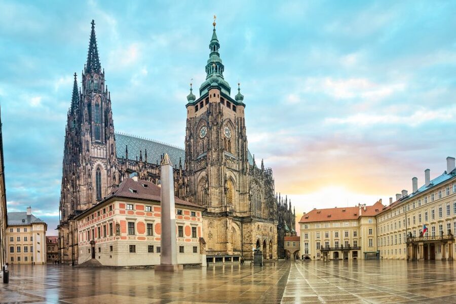 Prague Castle & Castle District: 2-Hour Guided Tour - Key points to know before you book