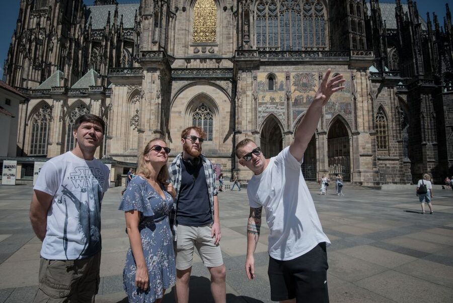 Prague: Castle Grounds & Highlights Walking Tour small-group - Key points to know before you book