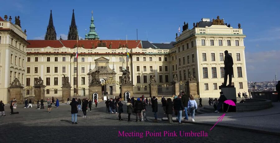 Prague Castle: Small-Group Tour with a local guide - The Old Royal Palace and the Third Defenestration