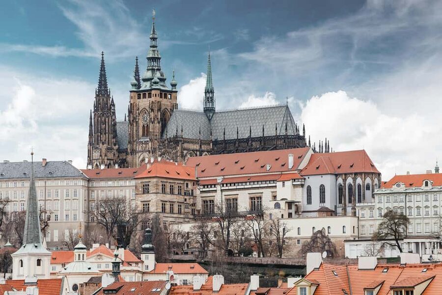 Prague Castle, St. Vitus Cathedral, Royal Palace, St. George's Basilica - Key points to know