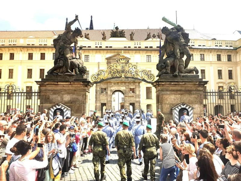 Prague Castle Ticket & Audioguide with Pick-up in GPG Office - St. Vitus Cathedral deserves your first visit