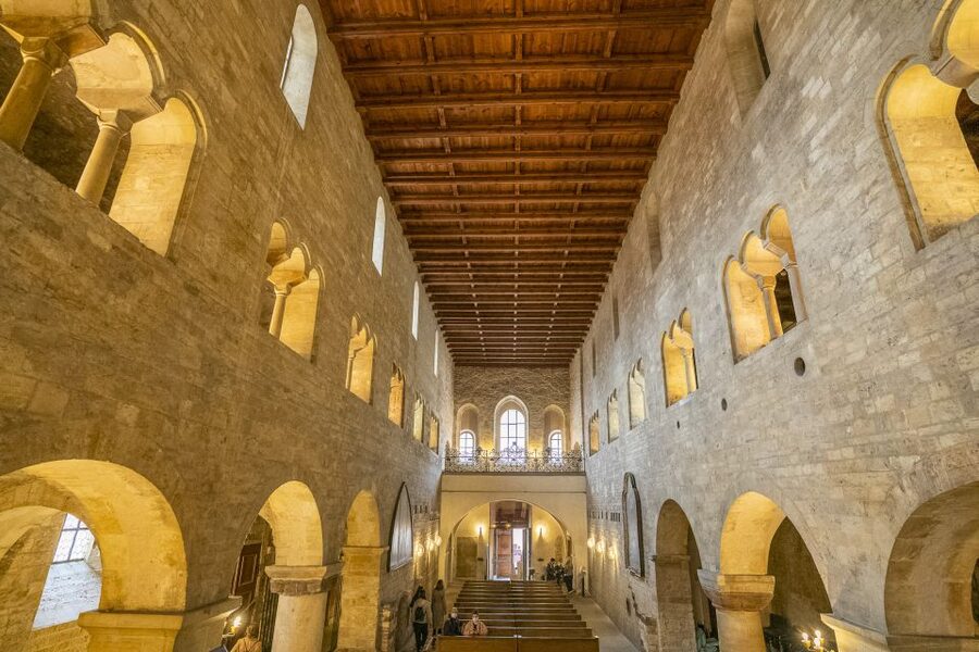 Prague: Castle Tour with Local Guide and Entry Ticket - Key points at a glance
