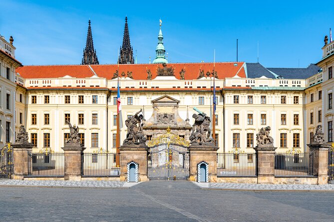 Prague Hradcany Castle, St Vitus Cathedral Tour with Tickets - St Vitus Cathedral, the essential stop