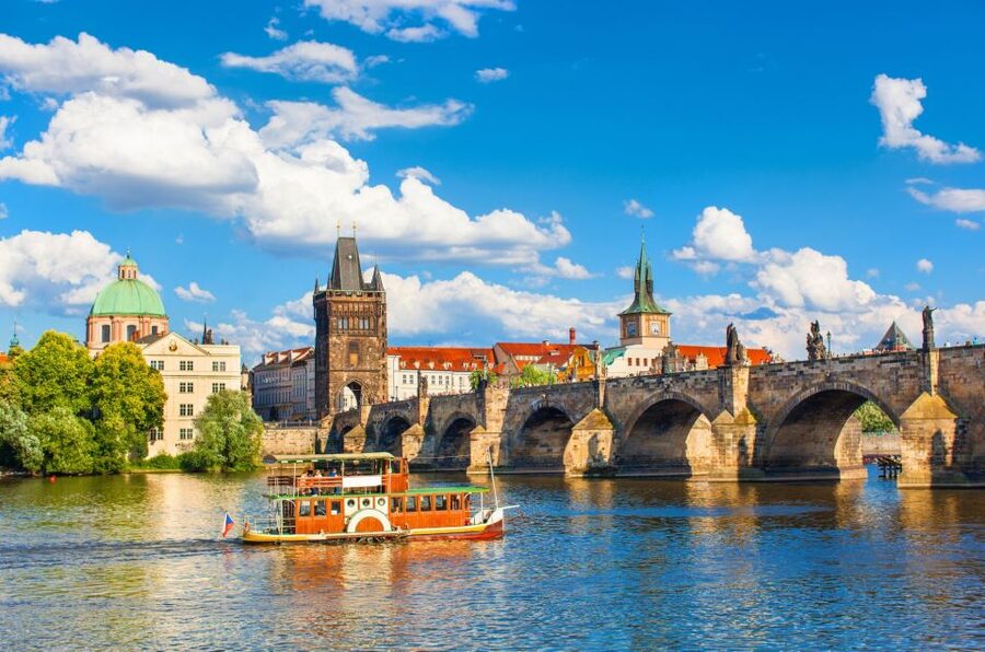 Prague Old Town Family Tour, Attractions, Royal Castle - Why this family tour works better than a standard history walk
