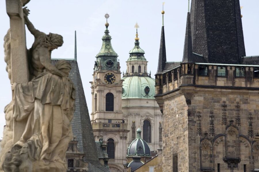 Prague: Prague Castle and Little Quarter Guided Walking Tour - Key points to know before booking