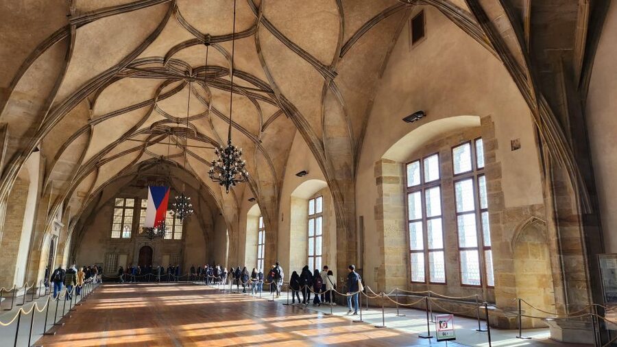 Prague: Prague Castle Private Walking Tour - Meeting at Malostranská and reaching the castle