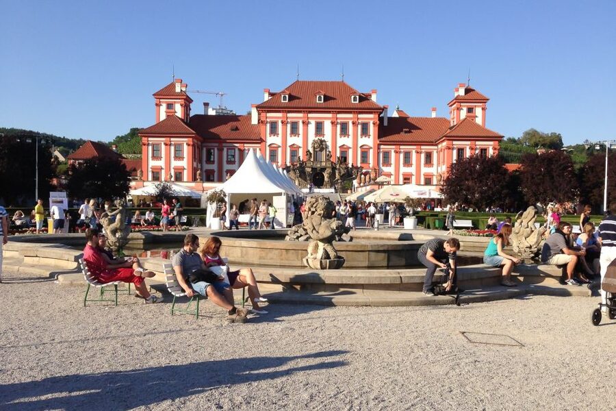 Prague: River & Park Bike Tour to Troja Chateau - Troja Chateau and its Baroque setting