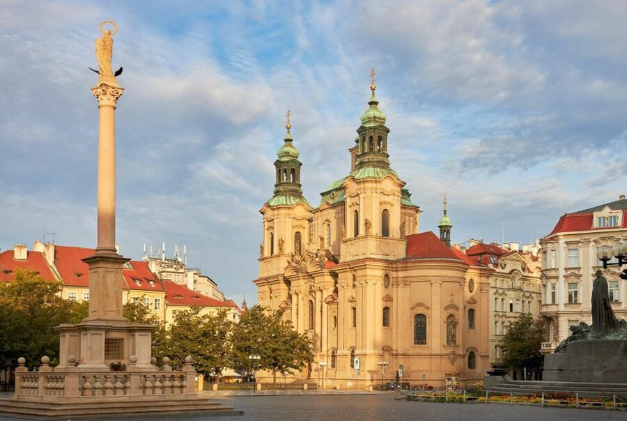 Prague Royal Castle, St Vitus, Golden Lane Tour with Tickets - Key points to know before booking