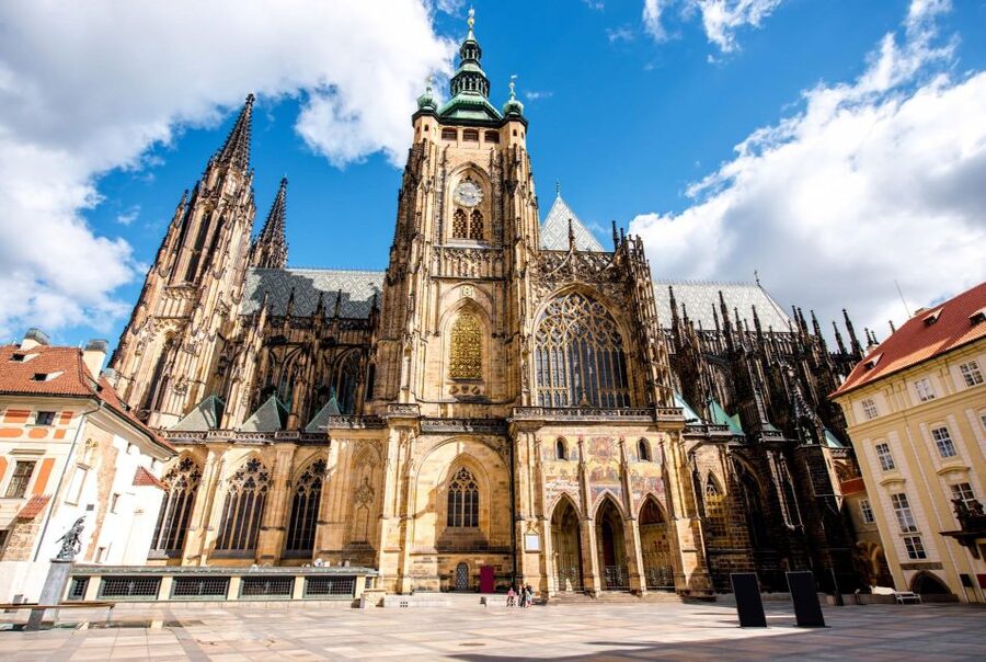 Prague Royal Castle, St Vitus, Golden Lane Tour with Tickets - Three hours adds St George’s Basilica and Golden Lane