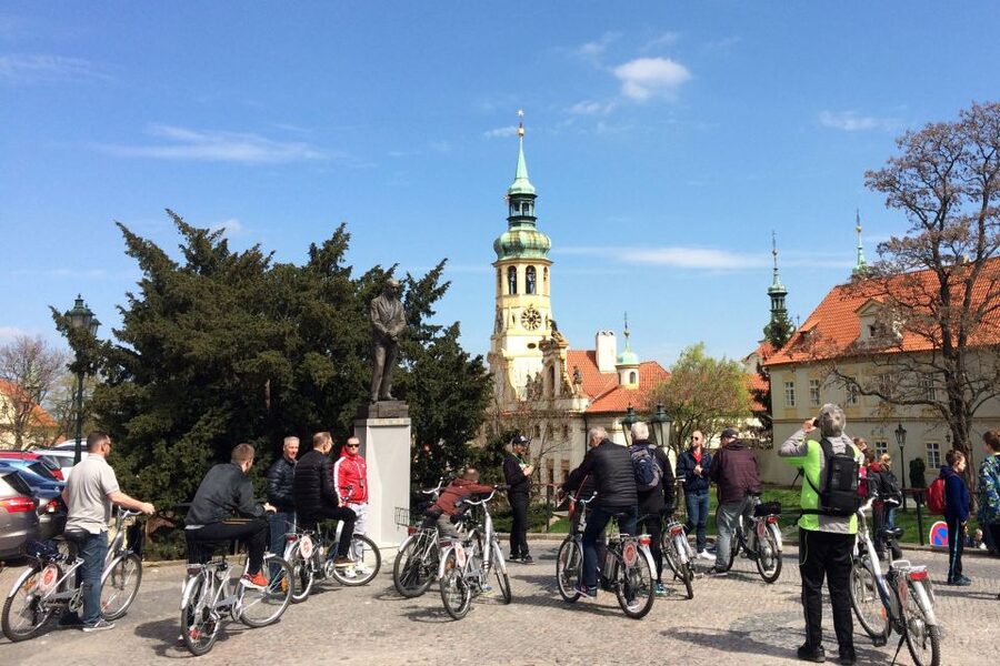 Prague: Stunning Viewpoints, Castle, City & Park E-Bike Tour - New Town and Wenceslas Square