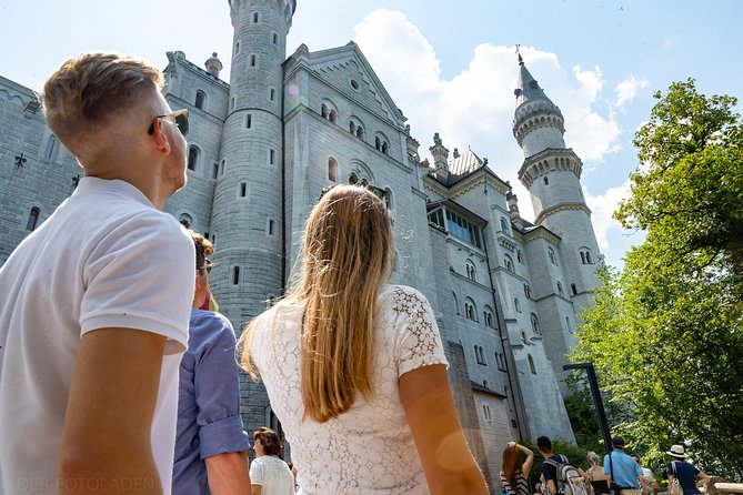 Premium Neuschwanstein Castle and Linderhof VIP Tour from Munich - Should you book the Premium Neuschwanstein and Linderhof tour?