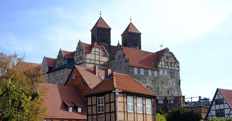 Premiumstadtführung (historische Altstadt und Schlossberg) - Half-timbered houses and the character of Quedlinburg