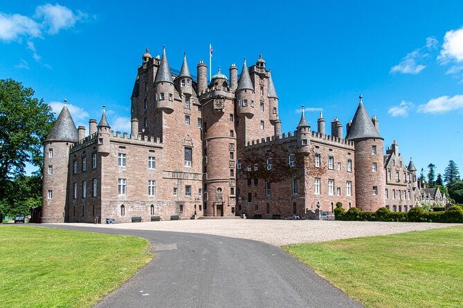 Private Balmoral Glamis Dunnottar Castles Tour from Aberdeen - Four castles, one very full day from Aberdeen