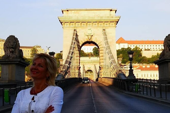 Private Buda Castle walking tour & Danube river cruise with Margaret Island stop - Inside Matthias Church for 30 minutes