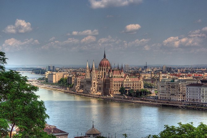 Private Budapest Sightseeing Tour: Royal Castle, Heroes Square, Chain Bridge - The National Museum and Budapest’s Jewish Quarter