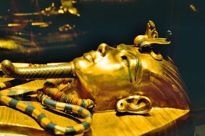 Private Day Tour: Egyptian Museum, Coptic city, Citadel& Khan El Khalili - Ending in Khan El Khalili