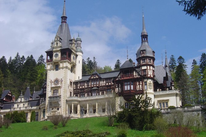 Private Day Tour from Brasov to Rasnov Fortress - Peles Palace and the royal side of Romania