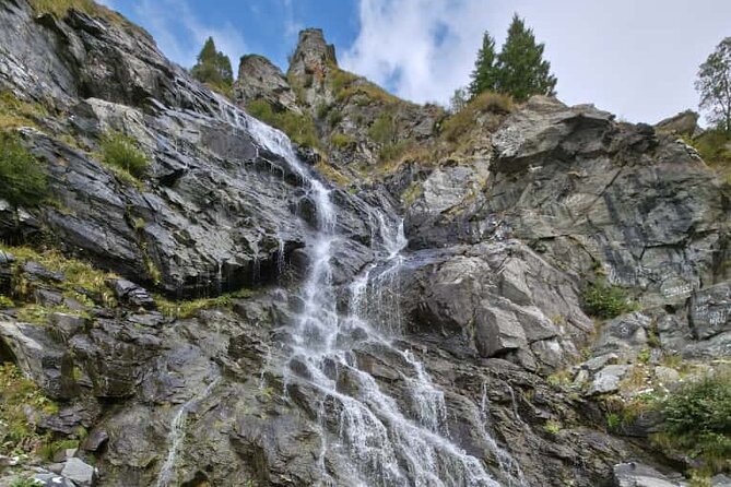 Private Day Tour from Bucharest: Dracula Fortress &Transfagarasan - Capra Waterfall and the high mountain road