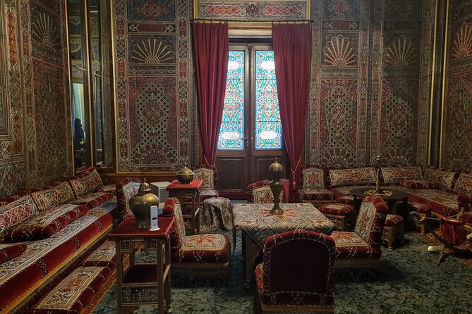 Private Day Trip from Bucharest: Dracula’s Castle, Peles & Brasov - The guide can make or break a long day