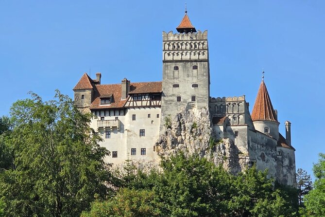Private Day Trip to Peles Castle, Dracula's Castle and Brasov - Timing, traffic, and how to plan the day