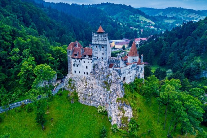 Private Full-day Dracula Castle and Brasov Tour from Bucharest - What the $185.09 price really covers