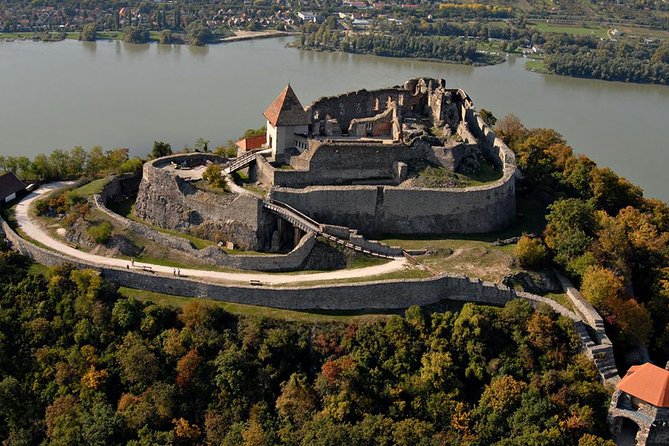 Private Guided Tour to Szentendre & Visegrád Castle (Danube Bend) - The 9:00 am pickup keeps the day moving