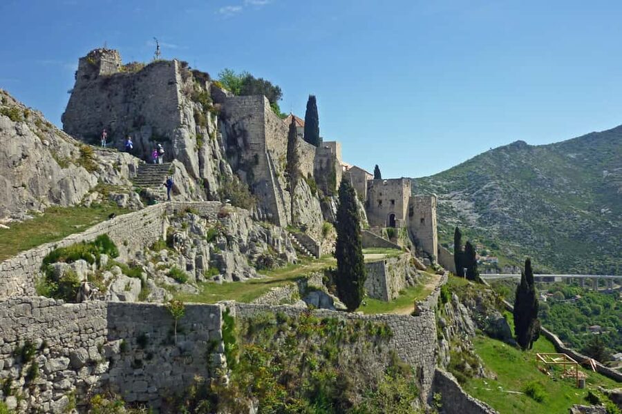Private Krka National Park & Klis Fortress from Split - Driving toward Klis Fortress