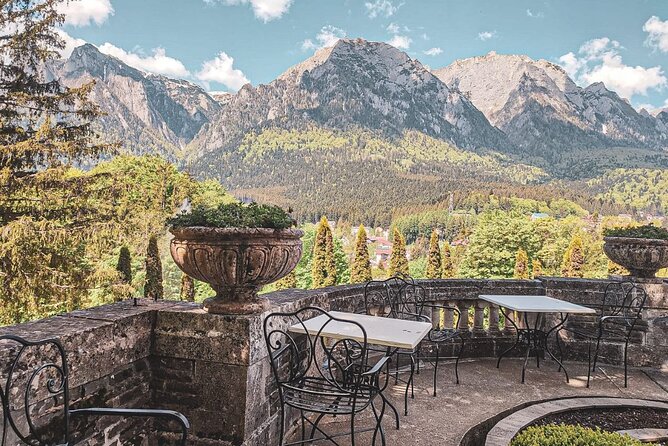 Private Movie Castles at Peles, Cantacuzino and Bran Castle Tour - Bran Castle: Dracula, Gothic atmosphere, and the busiest stop